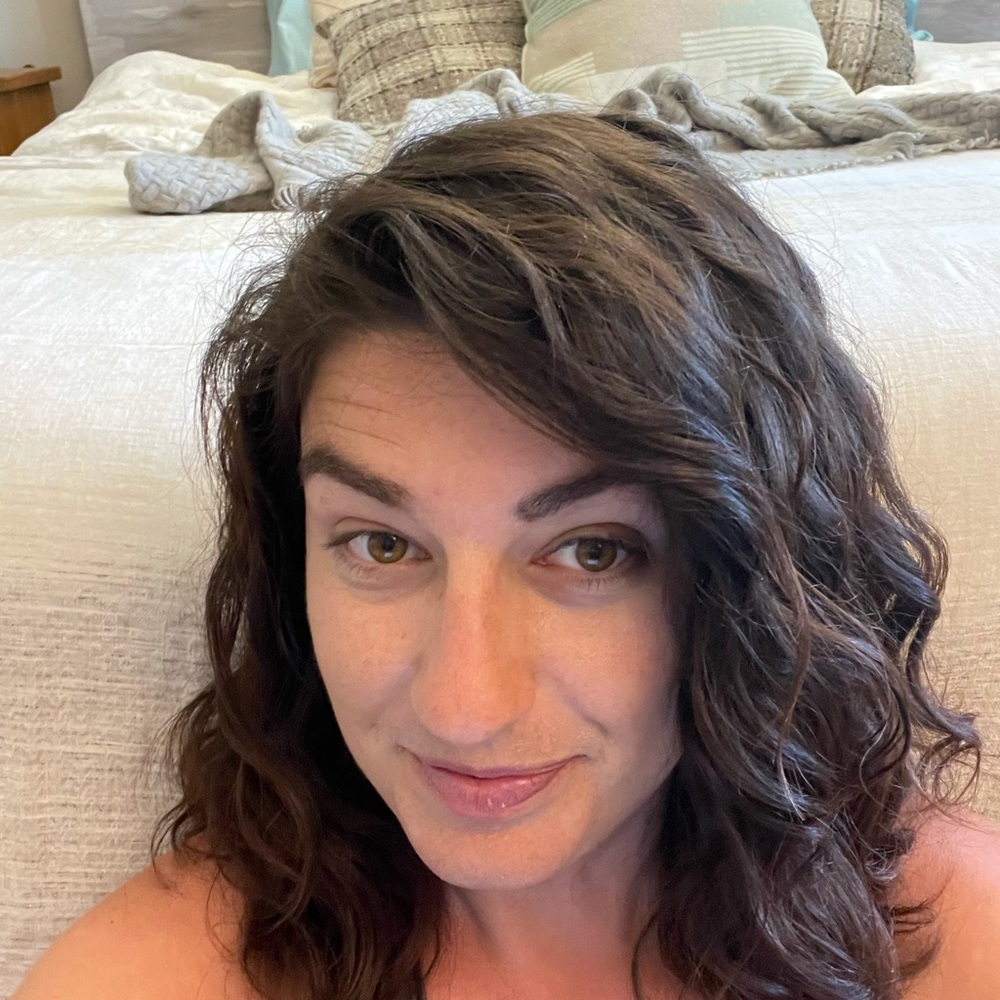 Meet your Posher, Simone